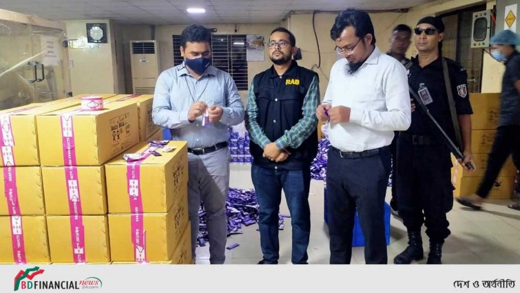 উত্তরখান থানা এলাকায় র্যাব-১ এর ভ্রাম্যমান আদালতে ৮ লক্ষ টাকা জরিমানা