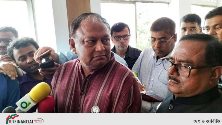 খাদ্য আমদানিতে কোনো বাধা নেই: বাণিজ্যমন্ত্রী
