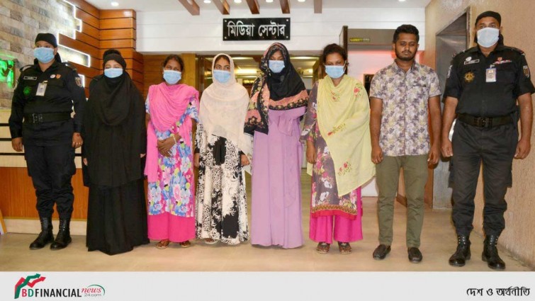 ভূল চিকিৎসায় প্রসূতি নারীর মৃত্যুর চাঞ্চল্যকর ঘটনায় হাসপাতালের পরিচালকসহ ৬ জনকে গ্রেফতার করেছে র‌্যাব-১