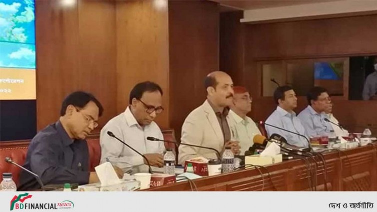 নো সেফটি, নো ওয়ার্ক : মেয়র আতিক