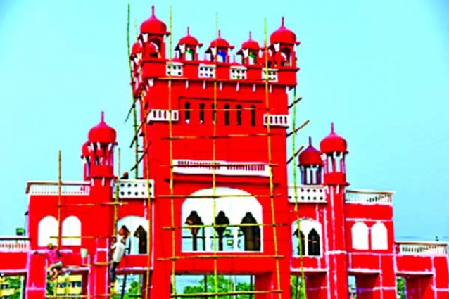 বিদেশি প্যাভিলিয়নে দেশি পণ্যের স্টল