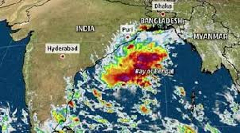 রোববার সকালে ‘নাডা’র আঘাত, উপকূলে জলোচ্ছ্বাসের আশঙ্কা
