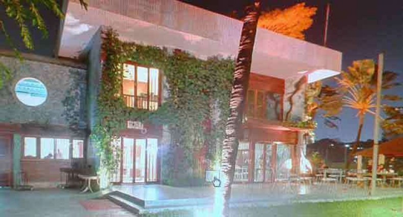 মালিকের হাতে ফিরল হলি আর্টিজান