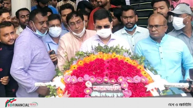 বঙ্গমাতার সমাধিতে তাপসের শ্রদ্ধা
