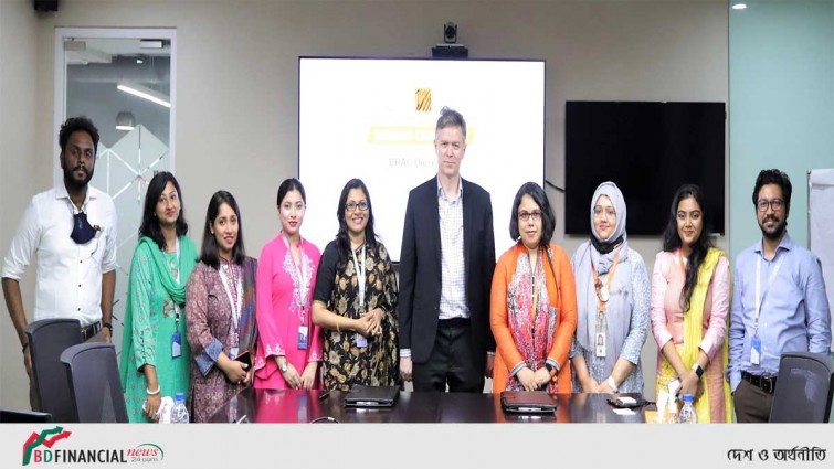 বাংলালিংক ও ব্র্যাক ইউনিভার্সিটি-এর সমঝোতা চুক্তি