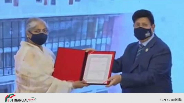 ‘বঙ্গবন্ধু কূটনৈতিক উৎকর্ষ’ পদক পেলেন লায়লা-ইতো