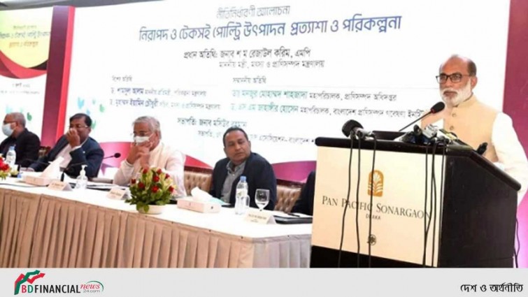 নিরাপদ ও টেকসই পোল্ট্রি উৎপাদনে সহায়তা দেবে সরকার: প্রাণিসম্পদমন্ত্রী