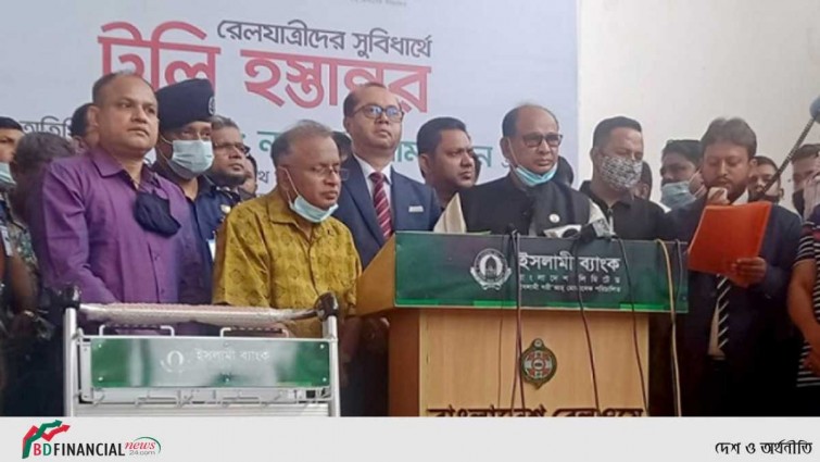 অনলাইনে এবার টিকিটের অভিযোগ পাইনি: রেলমন্ত্রী