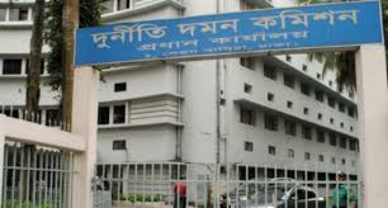 পাঁচ মাসে ৫ লাখের বেশি কল এসেছে দুদকের হটলাইনে