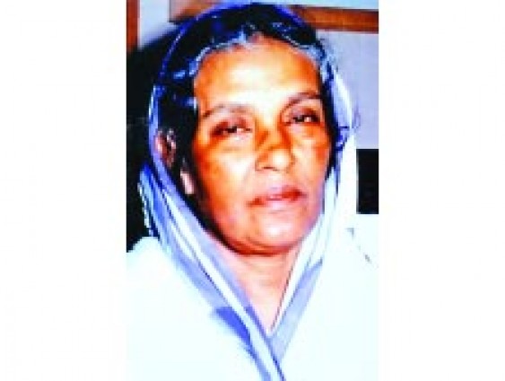 চাষিদের লবণ ৬ টাকায় কিনে ৩৮ টাকায় বিক্রি!