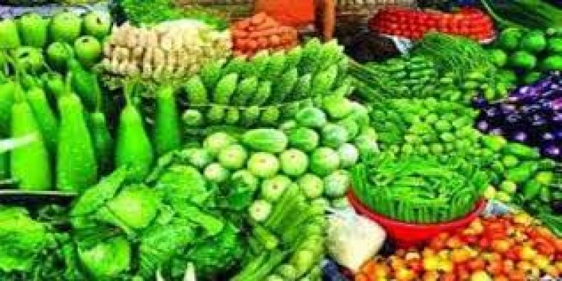 ভরা মৌসুমেও সবজির দাম চড়া