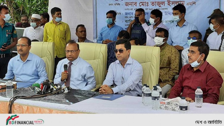 আদি বুড়িগঙ্গা খননে কারও পক্ষপাতিত্ব করা হবে না: স্থানীয় সরকার মন্ত্রী