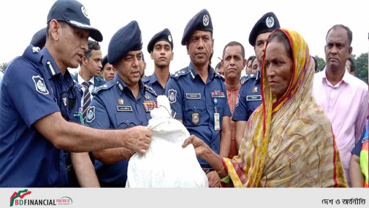 সিলেটে বন্যার্তদের সমস্যা উত্তরণের কাজ করবে পুলিশ : আইজিপি