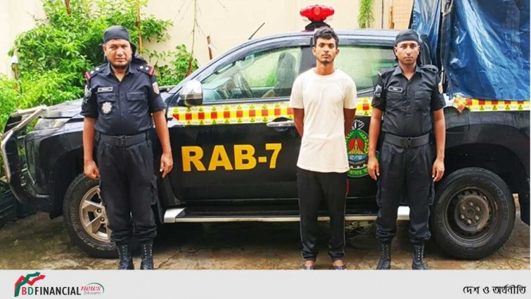 চট্টগ্রামে ৫টি ওয়ান শুটারগানসহ গ্রেপ্তার ১