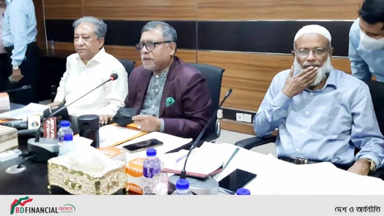 সংক্রমণ বাড়ছে, শিগগির বুস্টার ডোজ নিন: স্বাস্থ্যমন্ত্রী