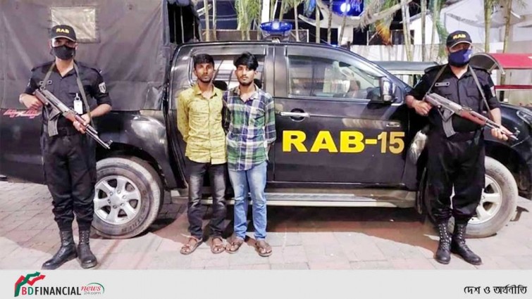 স্কুলছাত্রীকে সংঘবদ্ধ ধর্ষণের অভিযোগে আটক ২