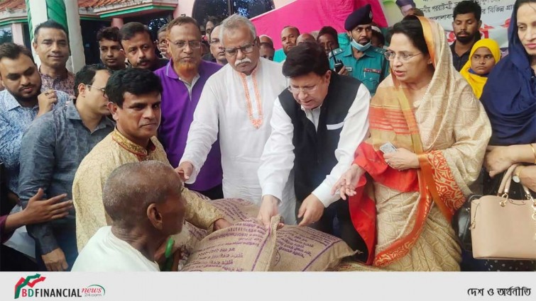 চিন্তার কারণ নেই, দেশে পর্যাপ্ত খাবার আছে : পররাষ্ট্রমন্ত্রী