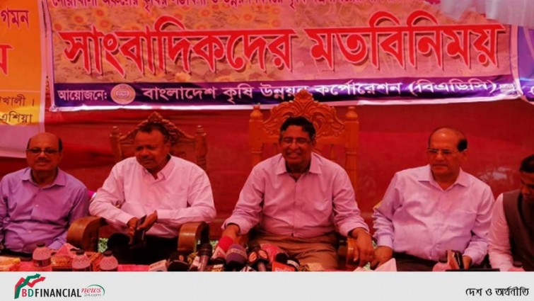 বিএনপির পায়ের নিচে মাটি নেই: কৃষিমন্ত্রী