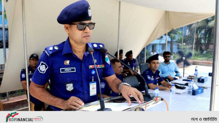 কুষ্টিয়া জেলা পুলিশের বিশেষ ব্রিফিং প্যারেড অনুষ্ঠিত