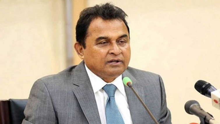 ‘বিশেষ প্রয়োজন ছাড়া সরকারি কর্মকর্তারা বিদেশে যেতে পারবেন না’