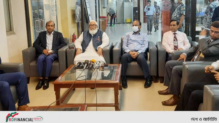 বিমানবন্দরের কার্যক্রম সন্তোষজনক নয় : সালমান এফ রহমান