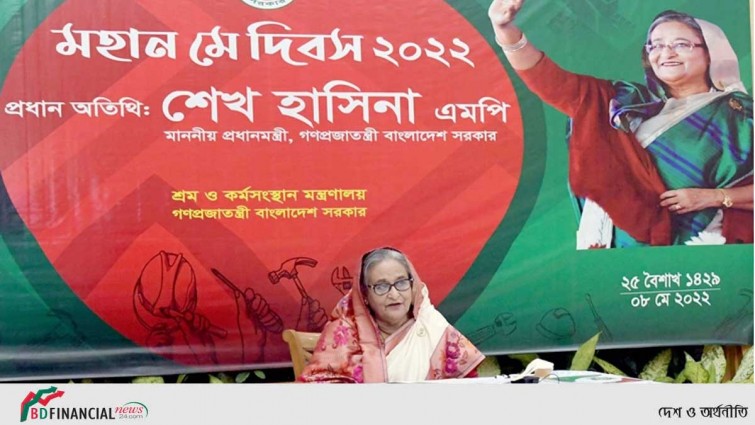 বিদেশিদের নালিশ না দিয়ে আমার কাছে আসুন: প্রধানমন্ত্রী