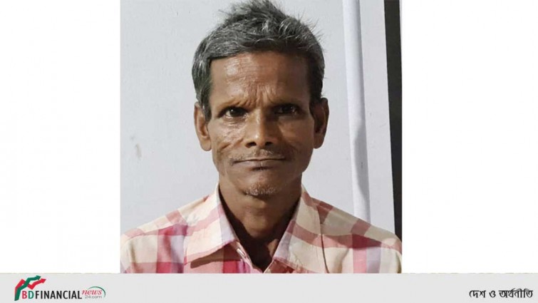 ৭ বছরের সাজা এড়াতে ১২ বছর পলাতকের পর গ্রেফতার
