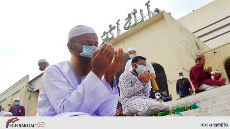 বায়তুল মোকাররমে ঈদের পাঁচটি জামাত অনুষ্ঠিত