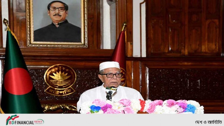 সবাইকে খুশি করতে গিয়ে যেন বিপদ ডেকে না আনি: রাষ্ট্রপতি