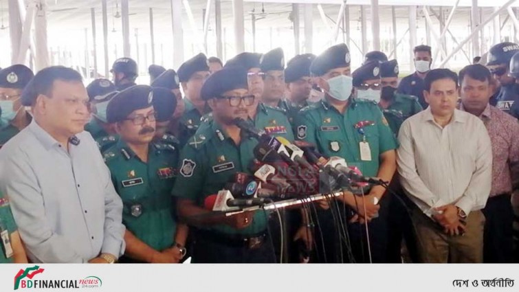 ছাতা-জায়নামাজ ছাড়া অন্যকিছু নয়, সময় নিয়ে ঈদগাহে আসার অনুরোধ