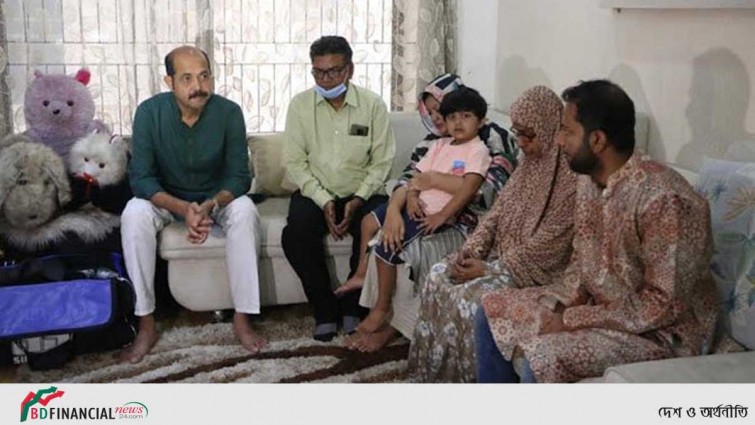 প্রয়াত রুবেলের বাসায় গেলেন মেয়র আতিক