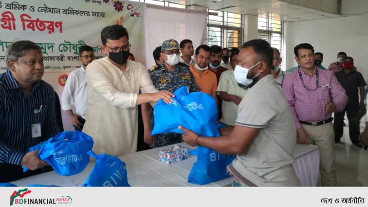 যাত্রীসেবা ও পণ্য পরিবহণে শ্রমিকদের সতর্ক থাকতে হবে: নৌপরিবহন প্রতিমন্ত্রী