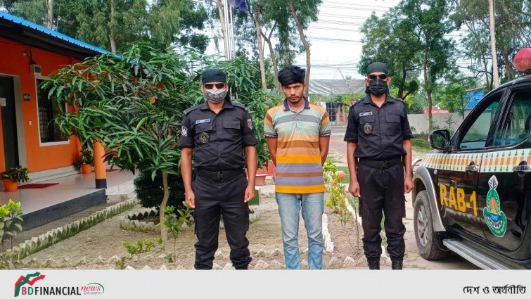 র্যাব-১ এর পৃথক অভিযানে ৩ মাদক ব্যবসায়ী গ্রেফতার