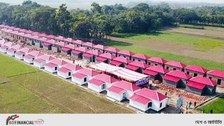 ৩২ হাজার ৯০৪ পরিবার পাচ্ছে প্রধানমন্ত্রীর ঈদে উপহারের ঘর