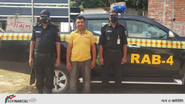 আশুলিয়ার চাঞ্চল্যকর শিশু ধর্ষণ মামলার পলাতক আসামিকে গ্রেফতার করেছে র‌্যাব-৪