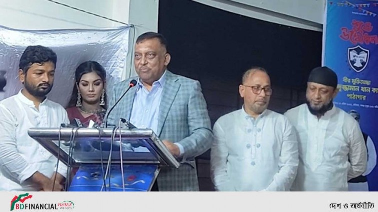 বইমুখী করা গেলে নতুন প্রজন্মকে অপরাধ থেকে দূরে রাখা সম্ভব: স্বরাষ্ট্রমন্ত্রী