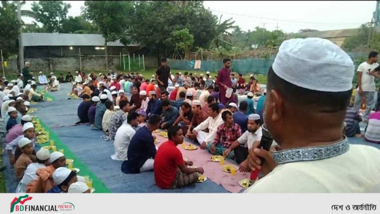ত্রিশালে আ'লীগনেতা কালামের আয়োজনে দোয়া ও ইফতার মাহফিল