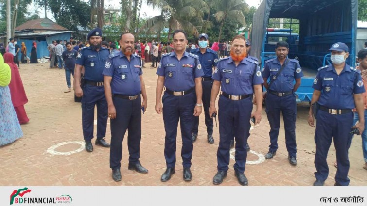 ইন্ডাস্ট্রিয়াল পুলিশ ময়মনসিংহে শ্রমিক অসন্তোষ নিরসনে নিরাপত্তা জোরদার