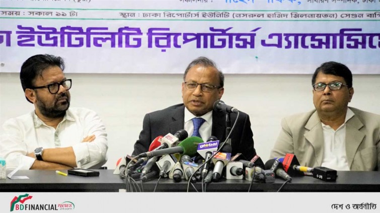 রাস্তার উপরে দোকান ও যত্রতত্র গাড়ি পার্কিং বন্ধ করতে হবে : স্থানীয় সরকার মন্ত্রী