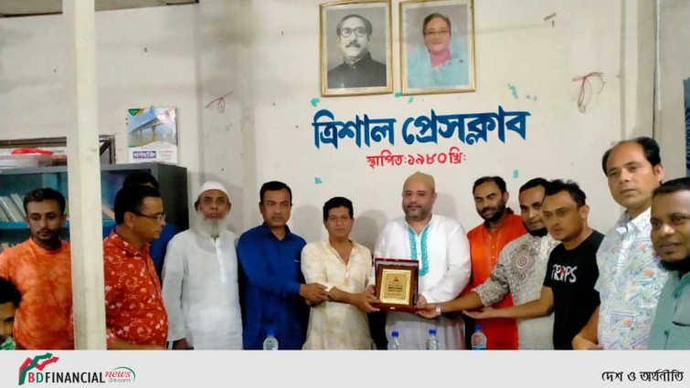 পিতার জন্য দোয়া চাইলেন এমপিপুত্র হোসেন প্রিন্স