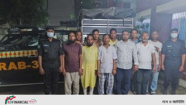দিনে লাখ টাকা চাঁদাবাজি, গ্রেপ্তার ১০