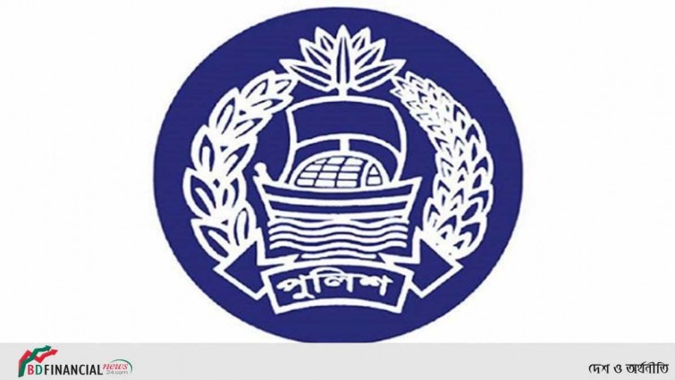 মহাসড়কে পণ্যবাহী গাড়ি থামানো যাবে না: পুলিশ