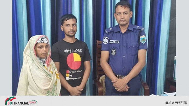 পুলিশের সহযোগিতায় পরিবারে ফিরলেন শহরবানু
