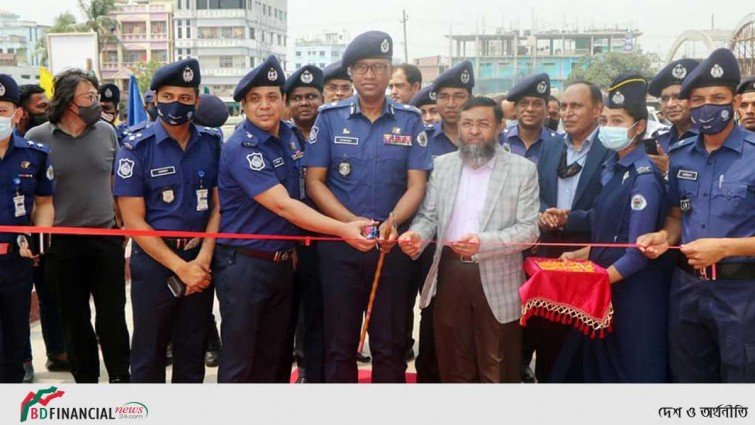 মালিক-শ্রমিকের সেতুবন্ধন ও শ্রমবান্ধব পরিবেশ নিশ্চিত করতে কাজ করছে ইন্ডাস্ট্রিয়াল পুলিশ