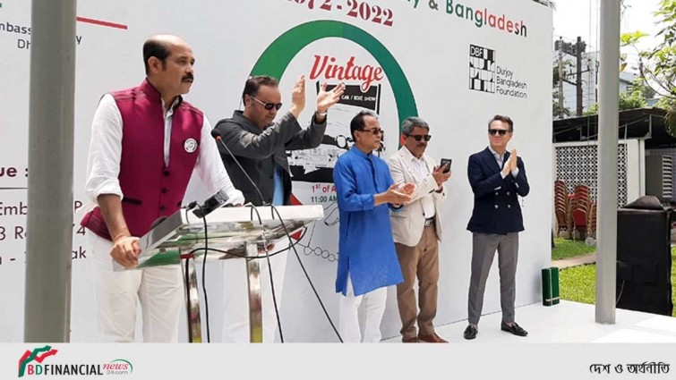 ইতিহাস ও ঐতিহ্য সম্পর্কে শিশুদের জানাতে হবে: মেয়র আতিক