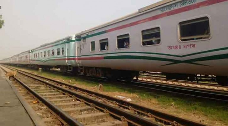 ১৭ ডিসেম্বরে চালু হচ্ছে চিলাহাটি-হলদিবাড়ি রেললাইন : রেলপথমন্ত্রী