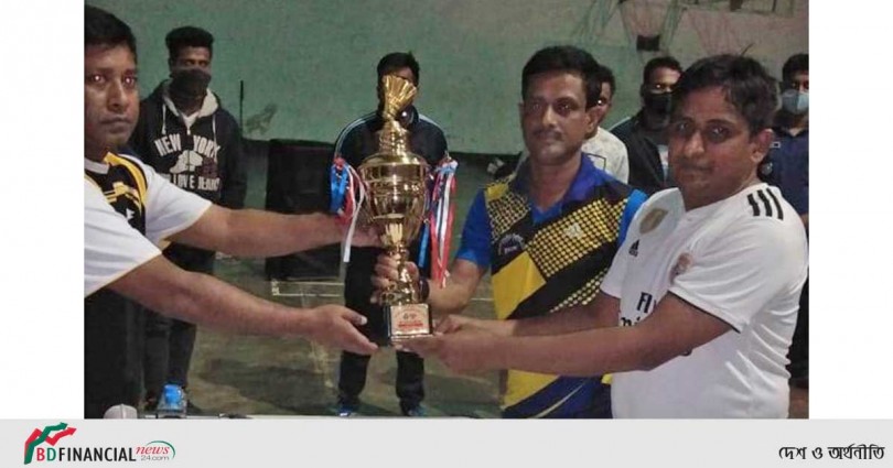 চুয়াডাঙ্গা জেলা পুলিশ খুলনা রেঞ্জ পুলিশ ব্যাডমিন্টন চ্যাম্পিয়নশীপ/২০২০ প্রতিযোগীতায় চ্যাম্পিয়ন