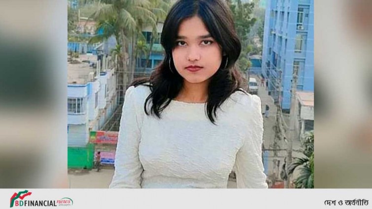 যে কারণে স্ট্যাটাস দিয়ে বহুতল ভবনের ছাদ থেকে লাফ দিল ছাত্রী