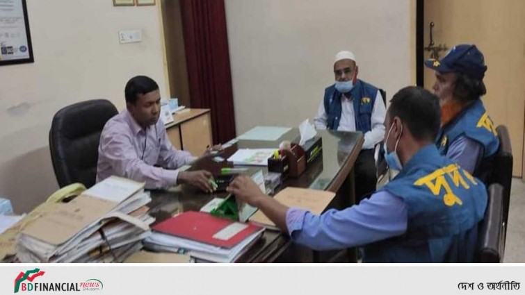 দুদক এনফোর্সমেন্ট ইউনিটে অভিযোগের প্রেক্ষিতে অভিযান