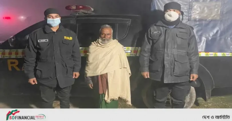 র‌্যাব-৪ এর অভিযানে ২০১০ পিস ইয়াবাসহ একাধিক মাদক মামলার আসামী গ্রেফতার